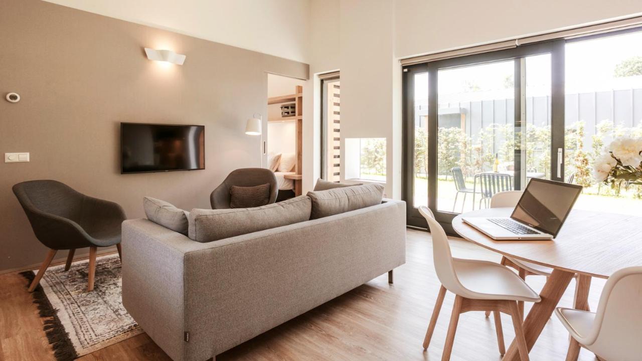 Dutchen Suitelodges Gooilanden Loosdrecht Exterior foto