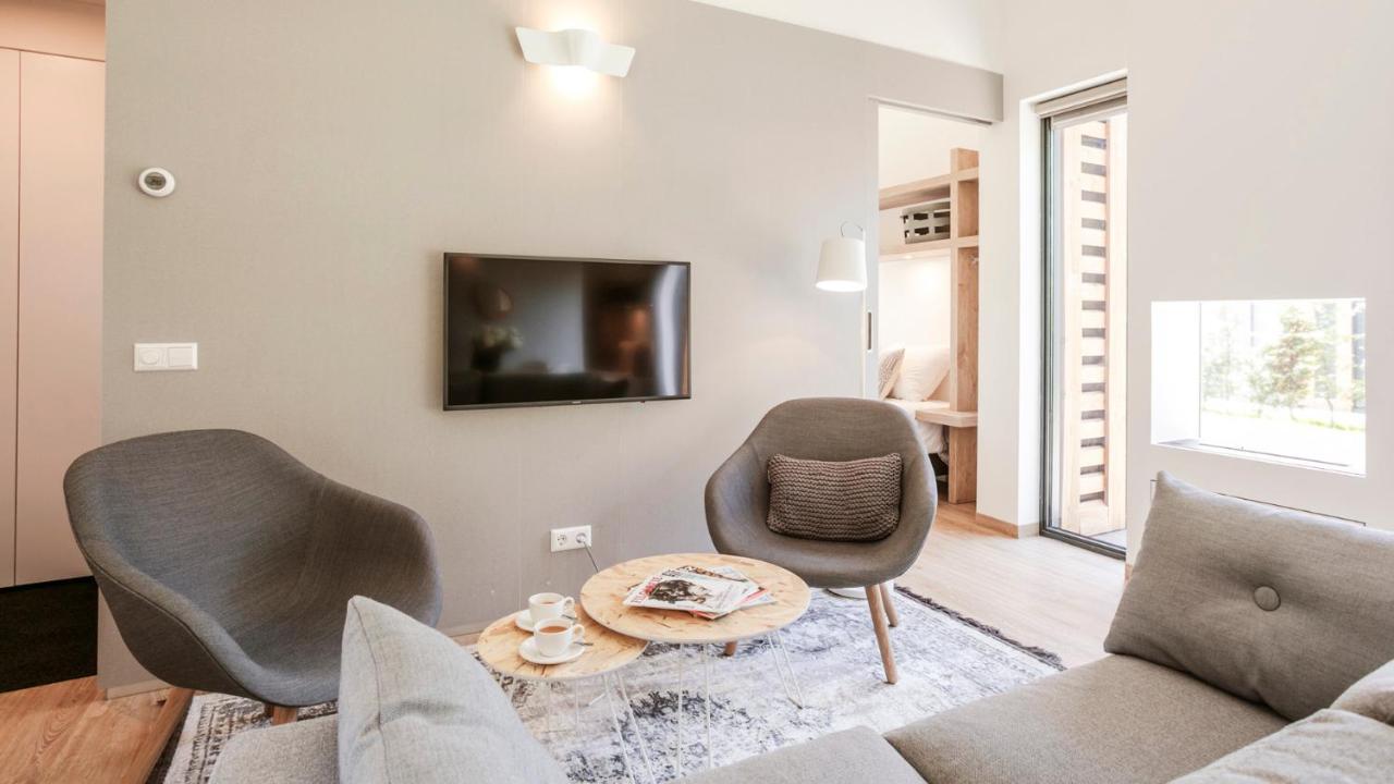 Dutchen Suitelodges Gooilanden Loosdrecht Exterior foto